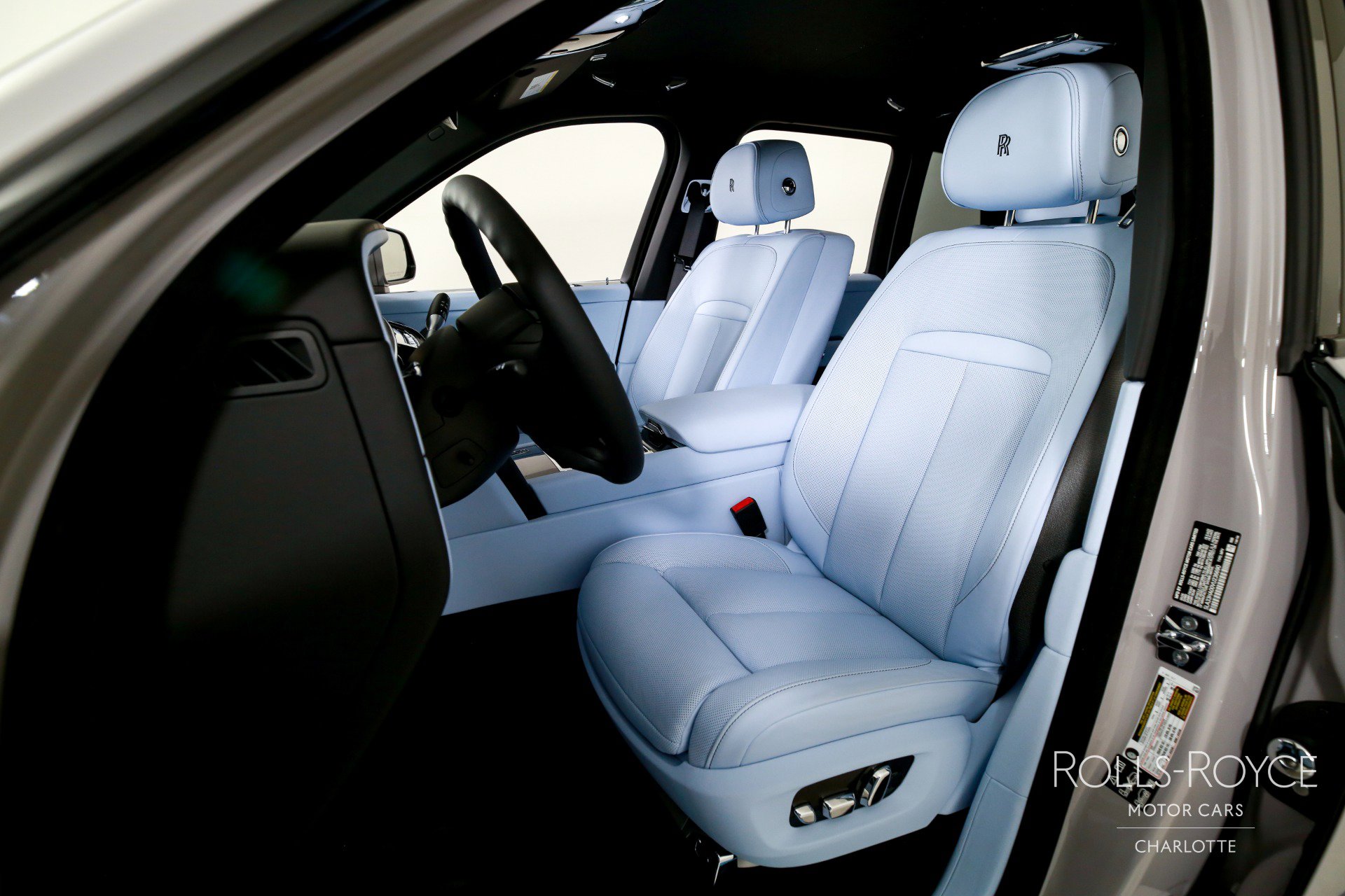 New 2027 Rolls-Royce Cullinan Black Badge AWD/4WD image 13