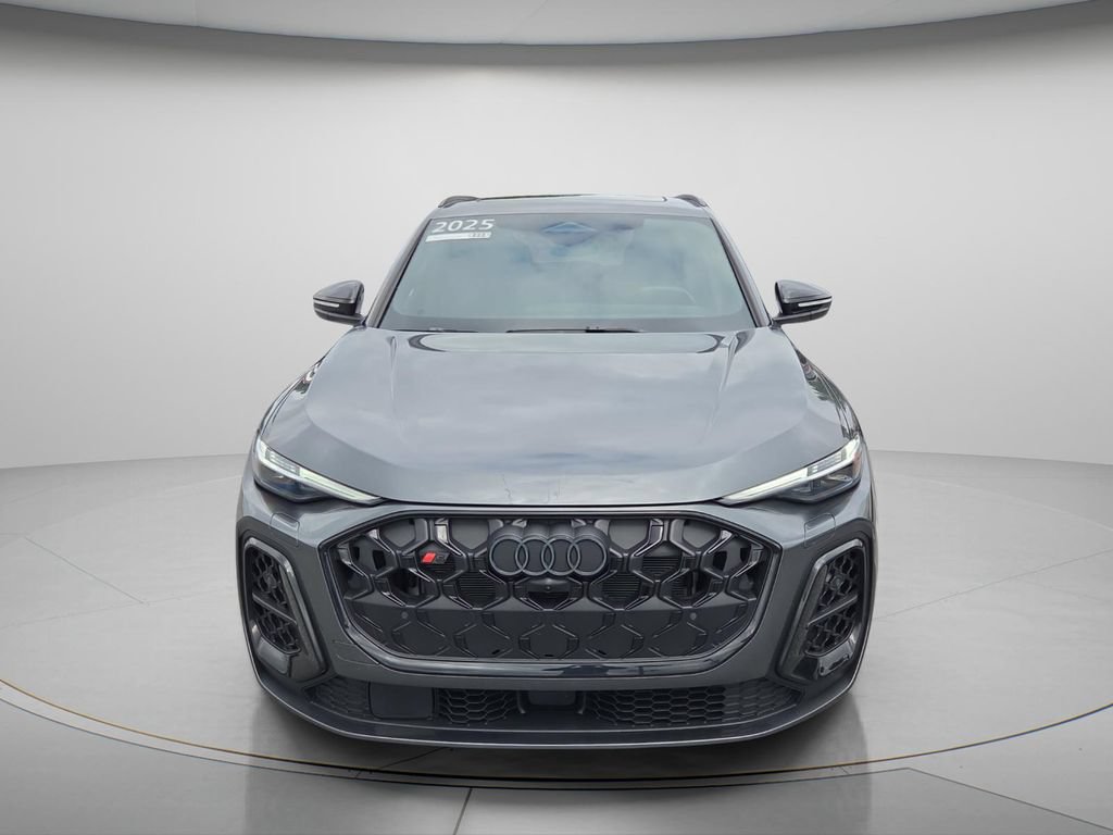 Certified 2025 Audi SQ5 Premium Plus AWD/4WD image 4