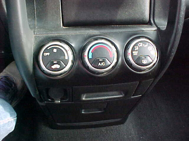 Used 2003 Honda CR-V LX image 18