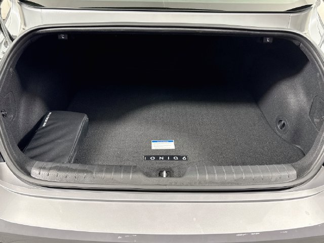 Certified 2024 Hyundai Ioniq 6 SE RWD image 27