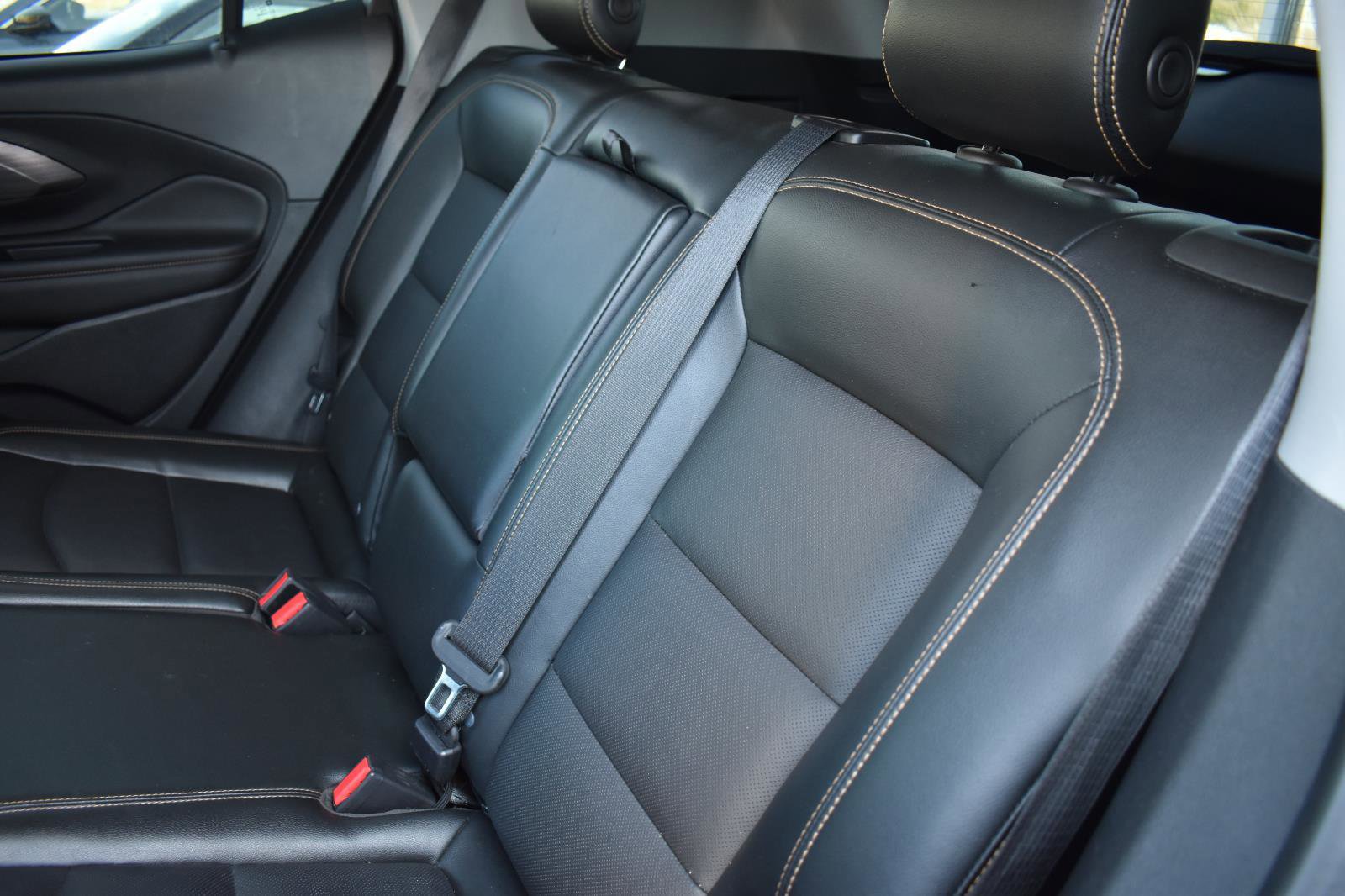 Used 2020 GMC Terrain SLT image 40