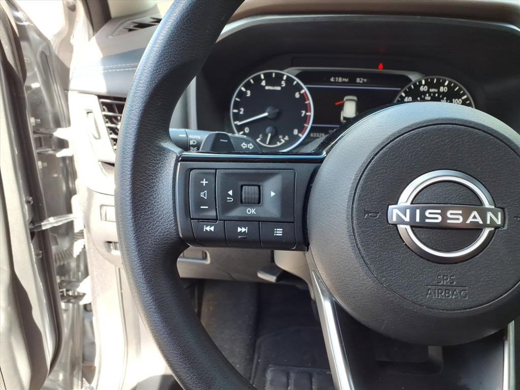 Used 2023 Nissan Rogue SV image 14