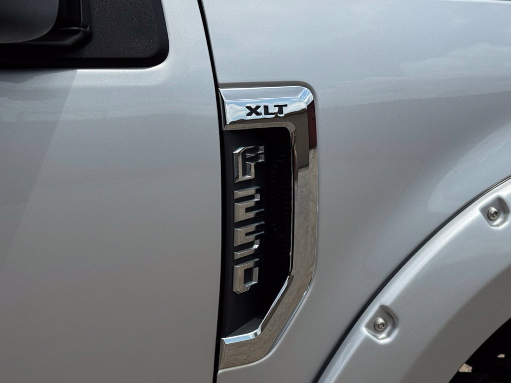 Used 2019 Ford F250 XLT AWD/4WD image 10