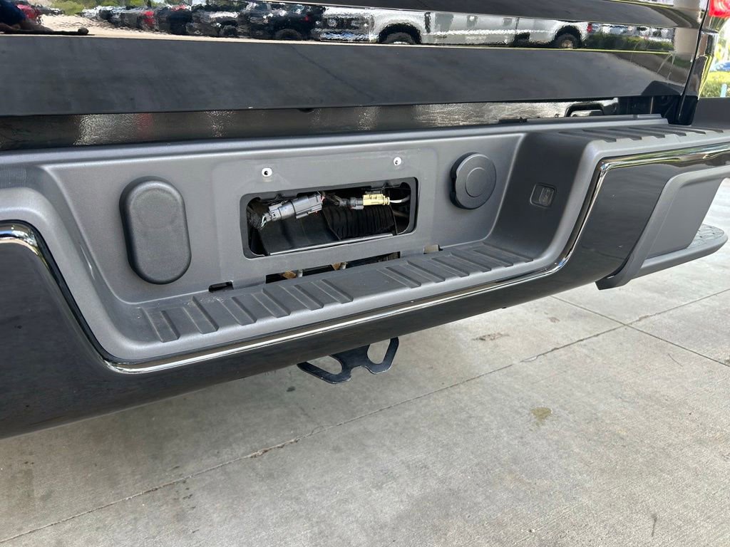 Used 2022 Chevrolet Colorado LT w/ LT Convenience Package RWD image 18
