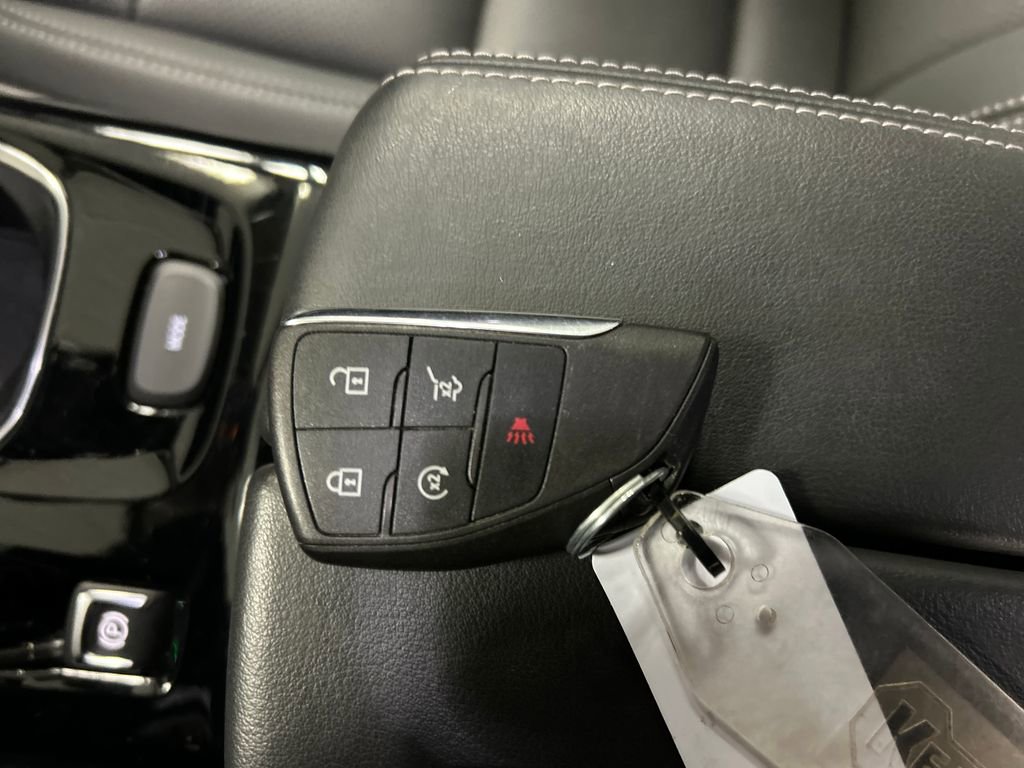 Used 2023 Buick Envision Essence image 22