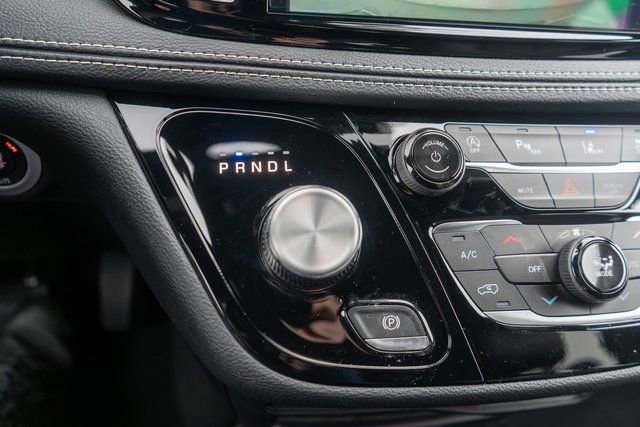 New 2026 Chrysler Pacifica Select image 24