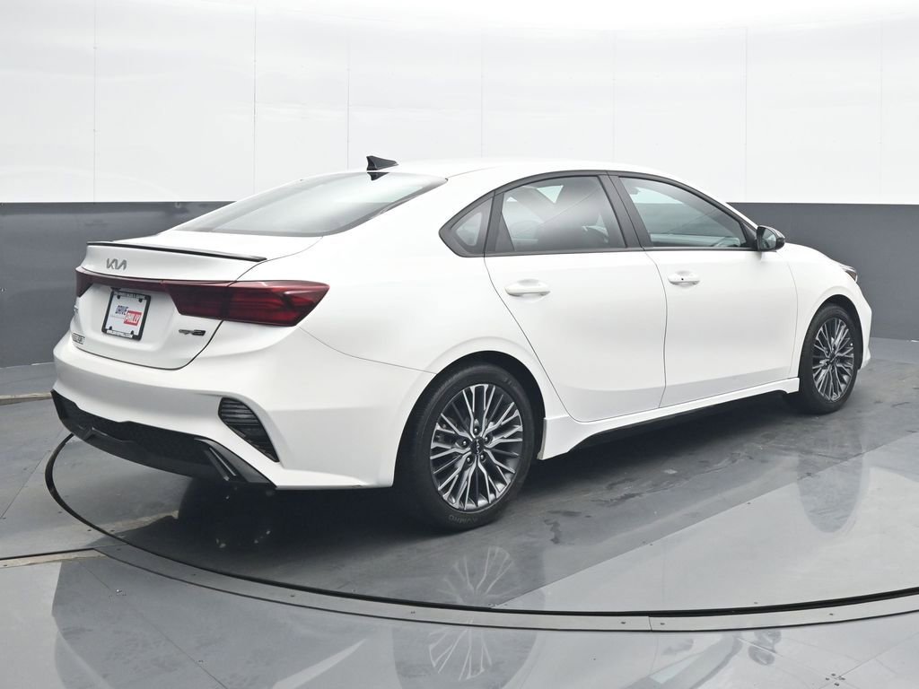 Used 2023 Kia Forte GT-Line image 6
