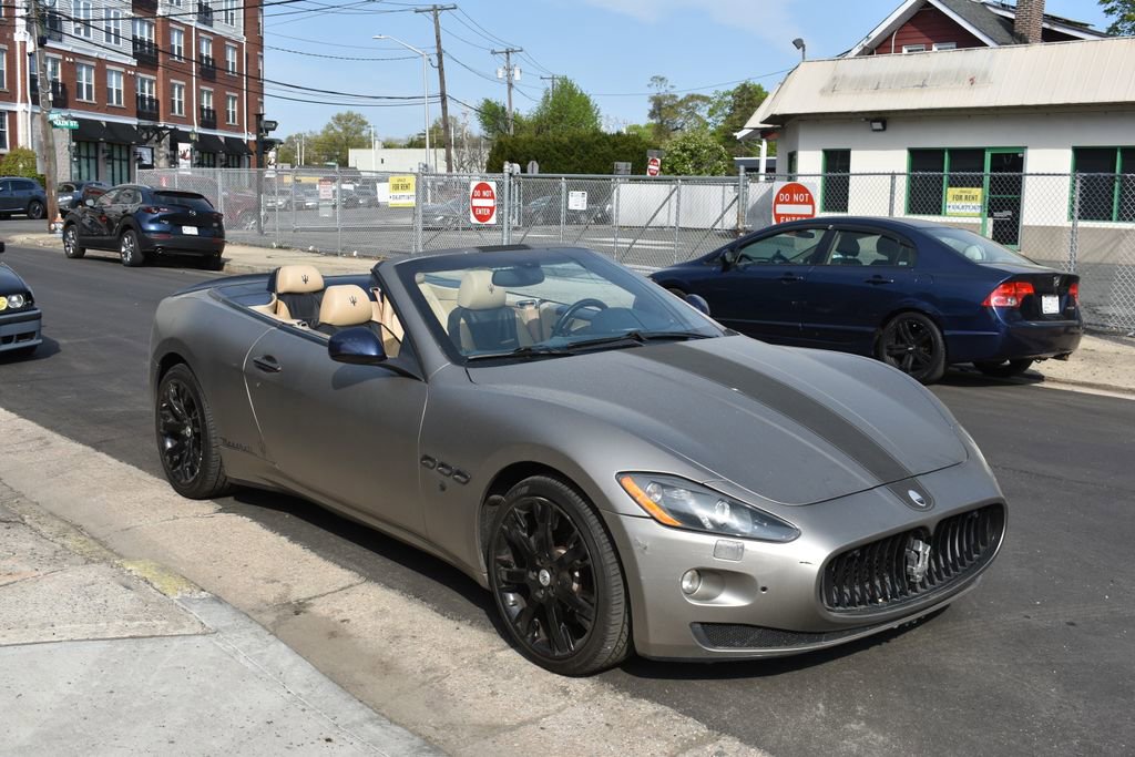 Used 2013 Maserati GranTurismo Convertible RWD image 4