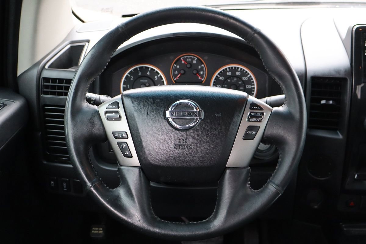 Used 2013 Nissan Titan SV w/ SV Value Truck Pkg image 18