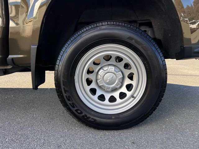 Certified 2024 Chevrolet Colorado W/T image 10