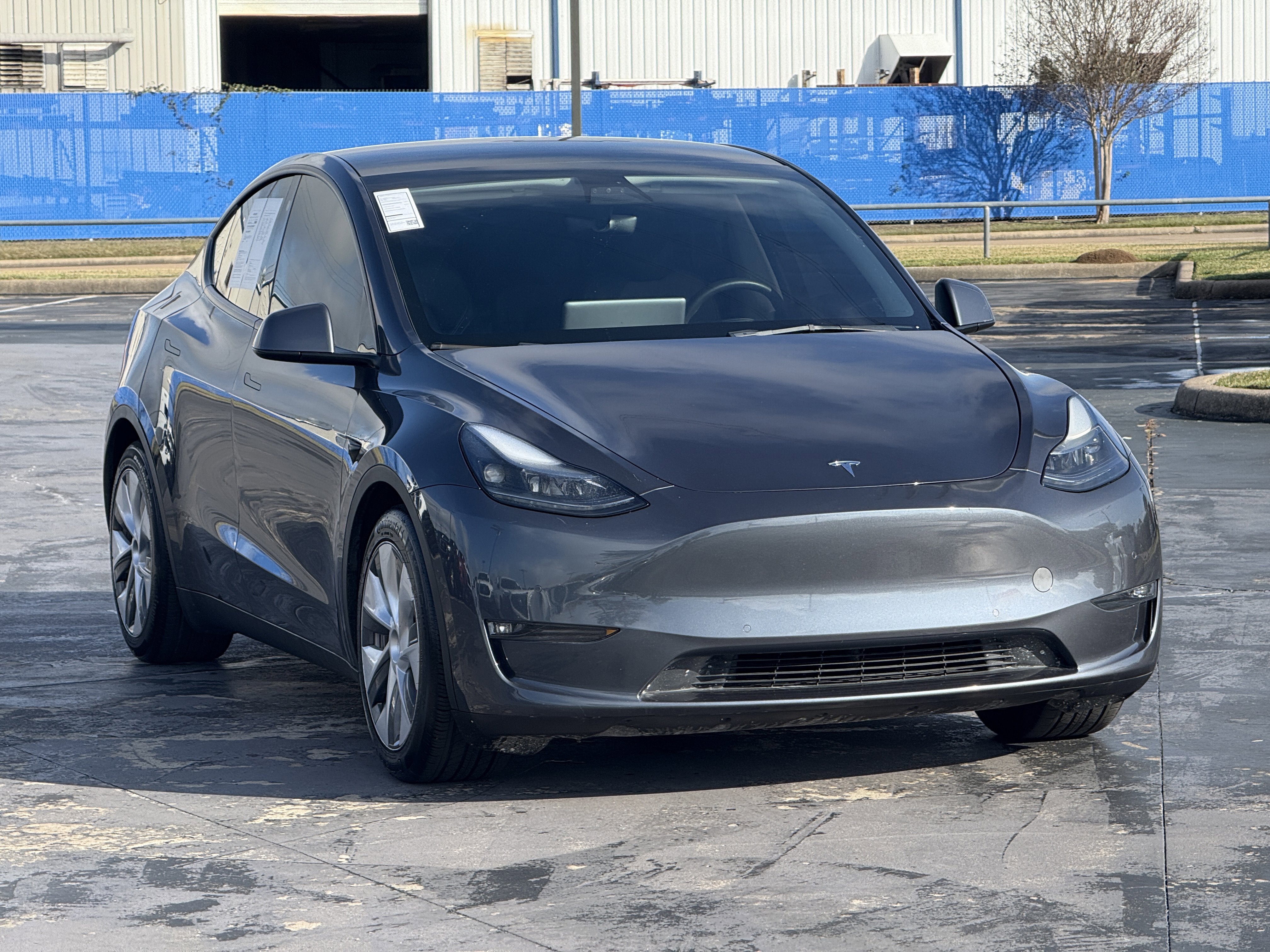 Used 2022 Tesla Model Y Performance image 3