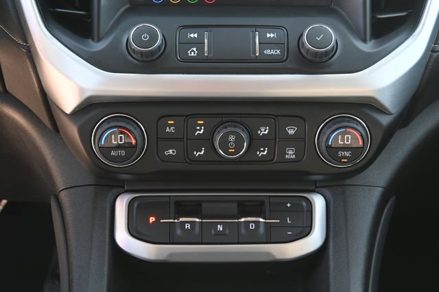 Used 2023 GMC Acadia SLE w/ Driver Convenience Package image 18