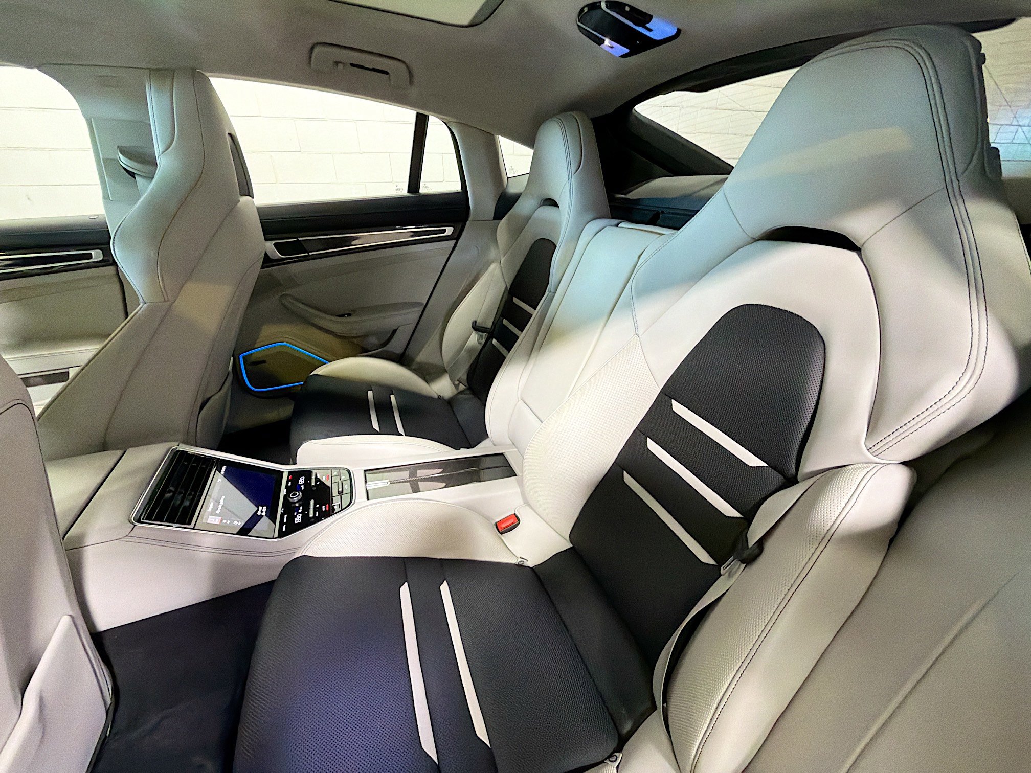 Used 2020 Porsche Panamera GTS image 21