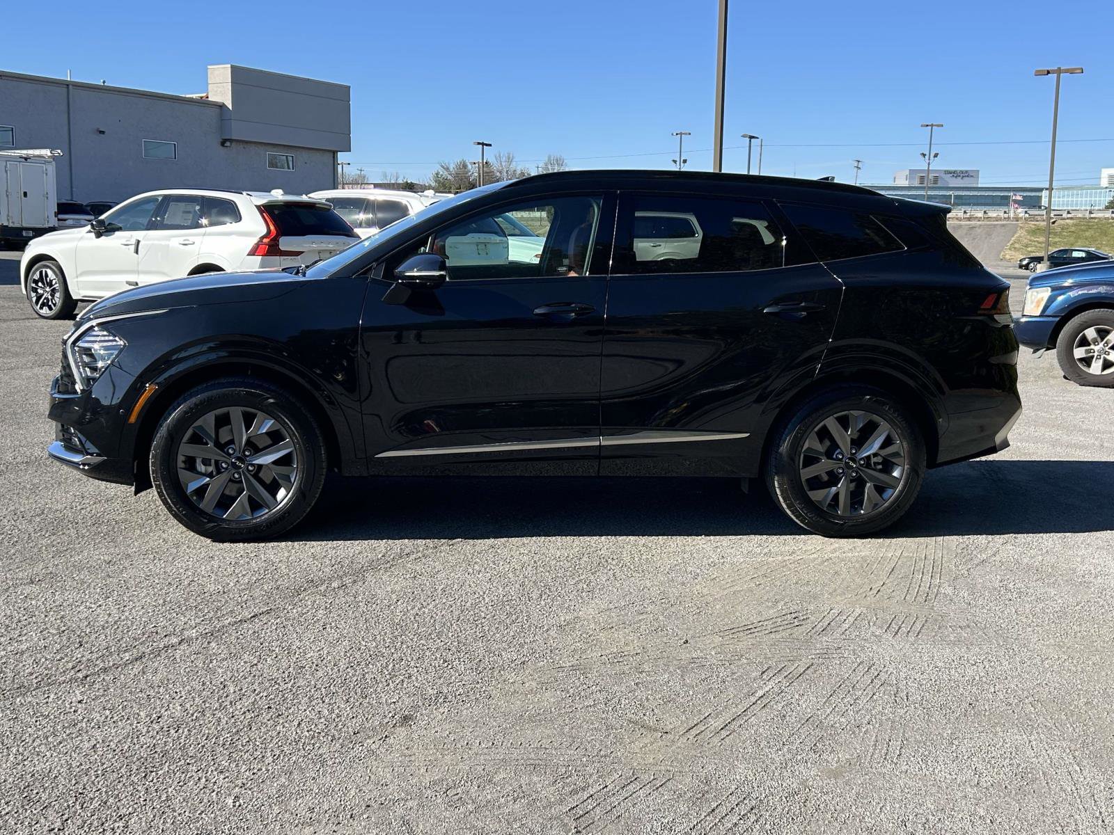 Used 2025 Kia Sportage SX Prestige image 6