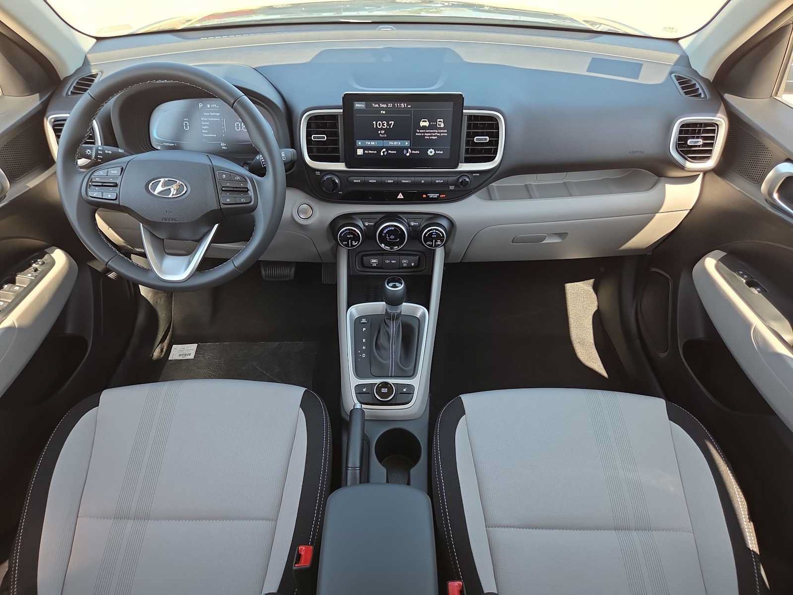 New 2026 Hyundai Venue SEL FWD image 16