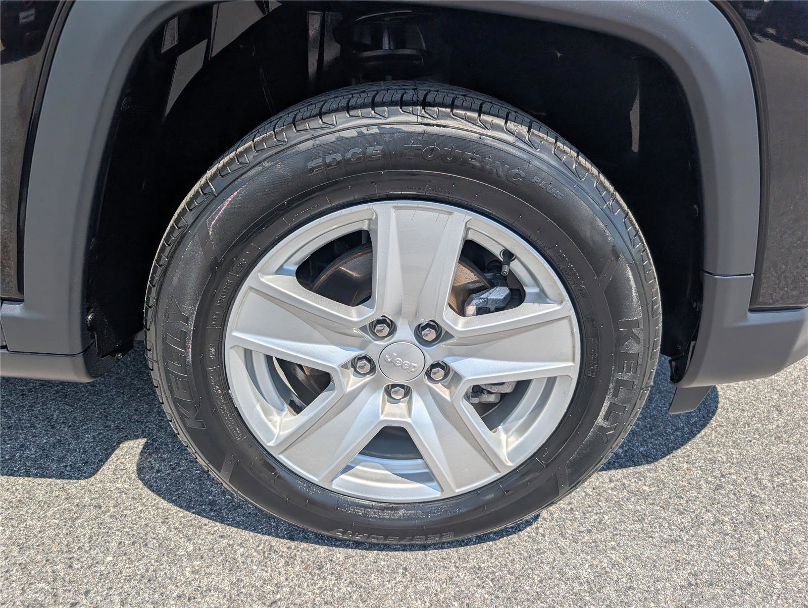 Used 2022 Jeep Compass Latitude AWD/4WD image 9