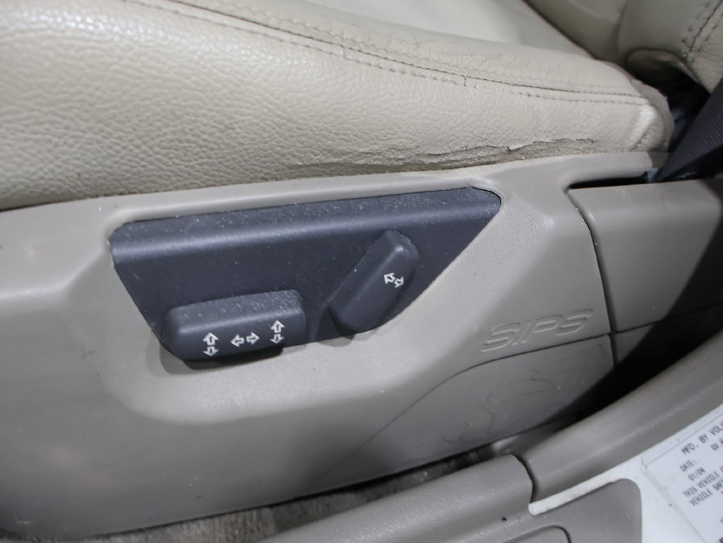 Used 2004 Volvo S40 FWD image 14