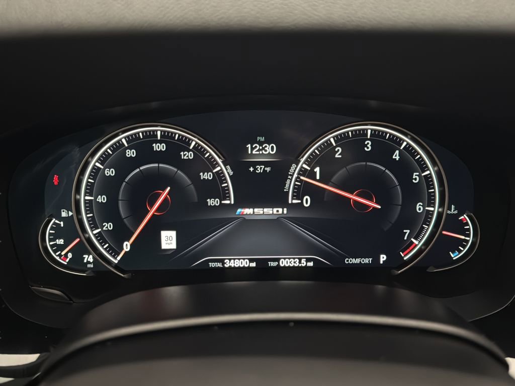 Used 2018 BMW M550i xDrive AWD/4WD image 27