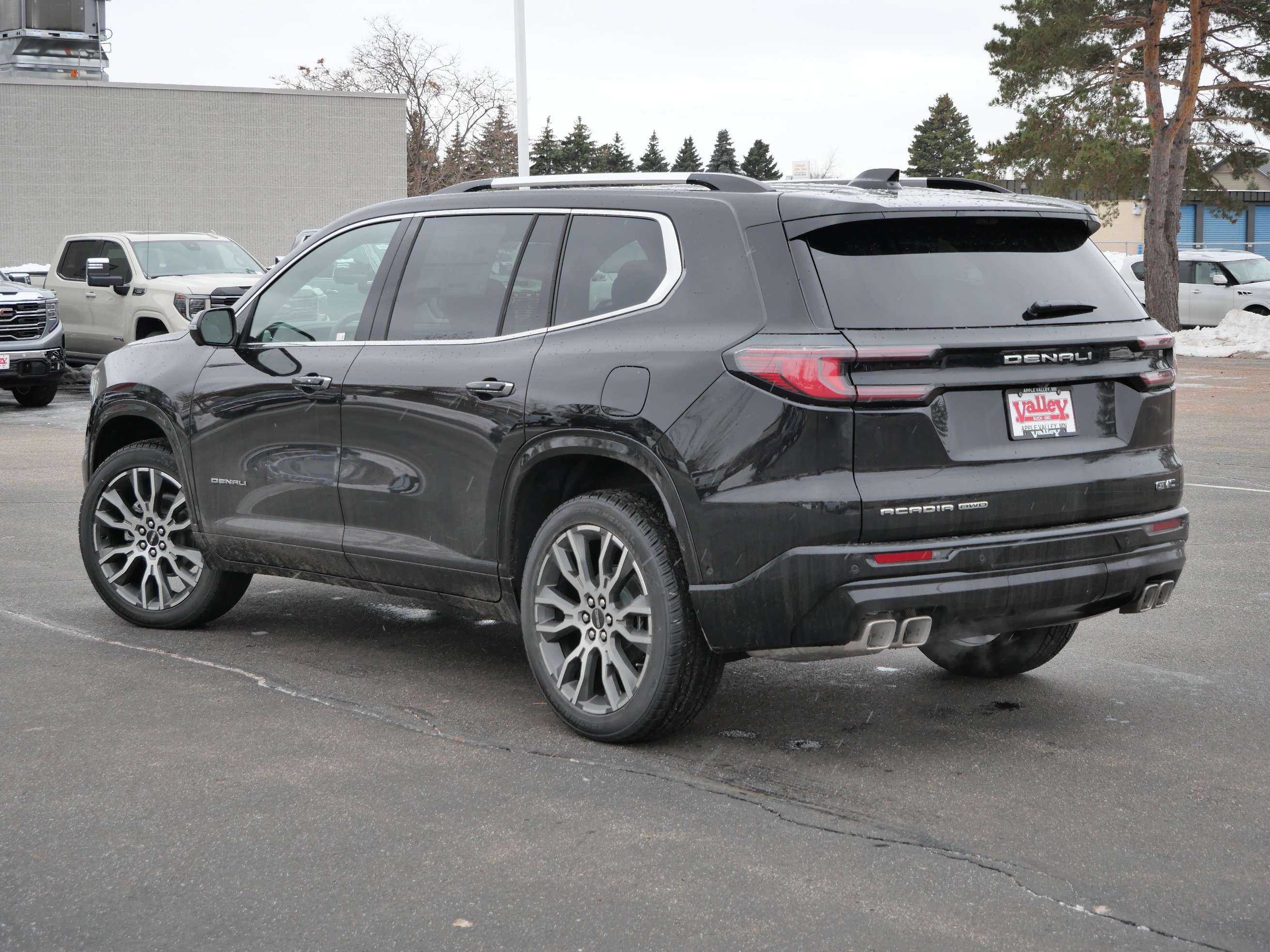 New 2026 GMC Acadia Denali Ultimate image 2