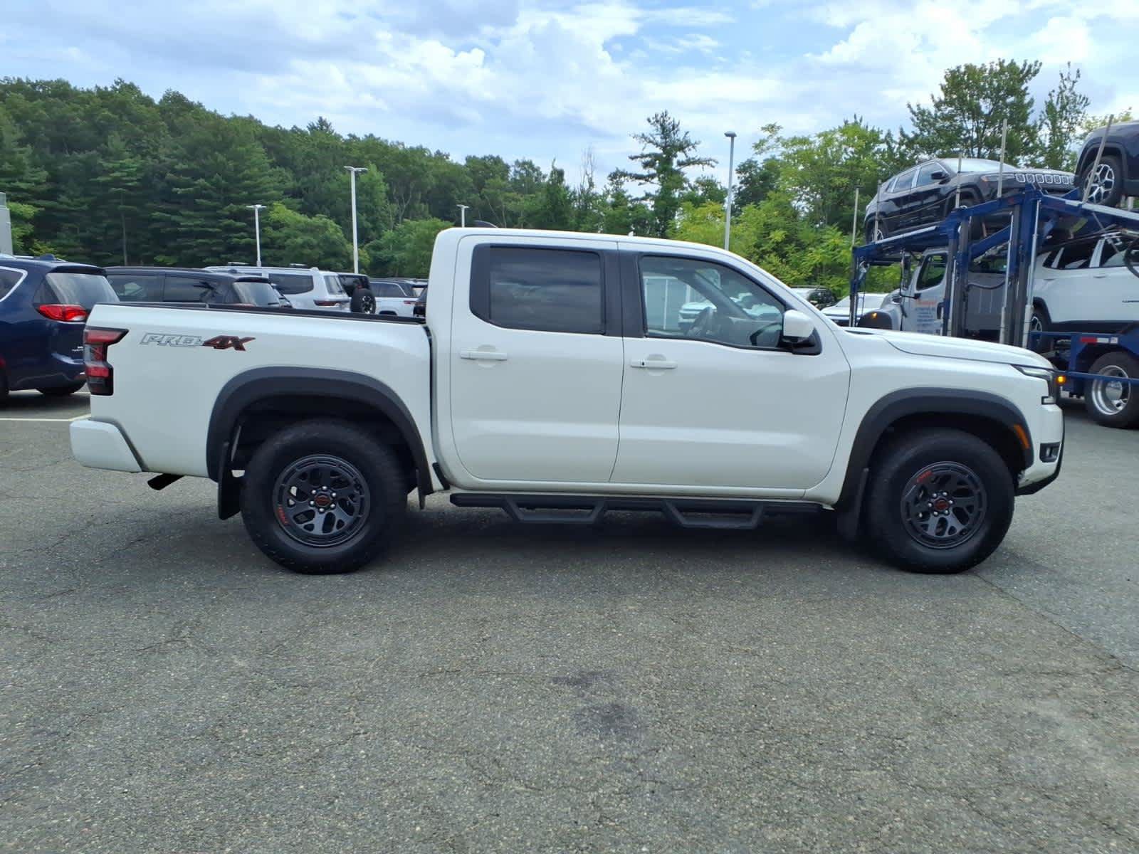 Certified 2025 Nissan Frontier PRO-4X w/ Pro Premium Package AWD/4WD image 4