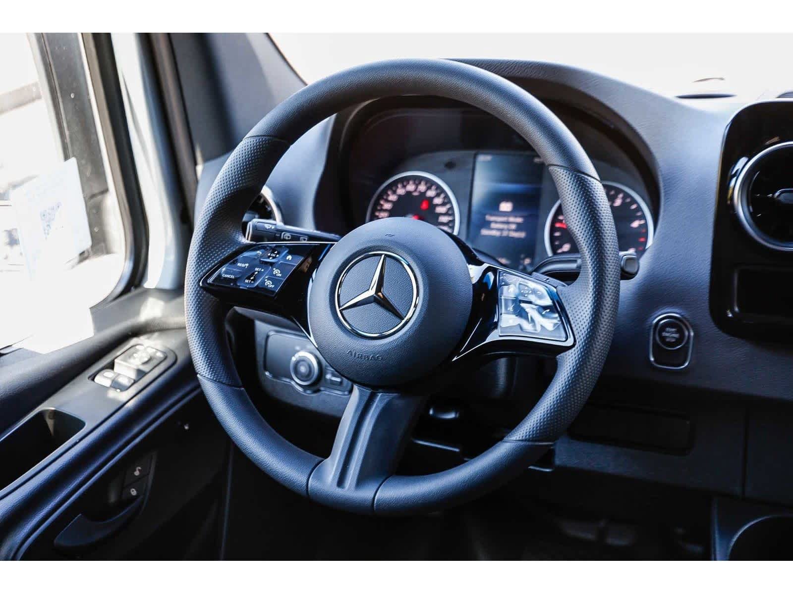 New 2025 Mercedes-Benz Sprinter 2500 image 13