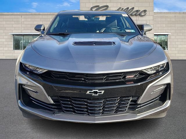 Used 2019 Chevrolet Camaro SS video 2