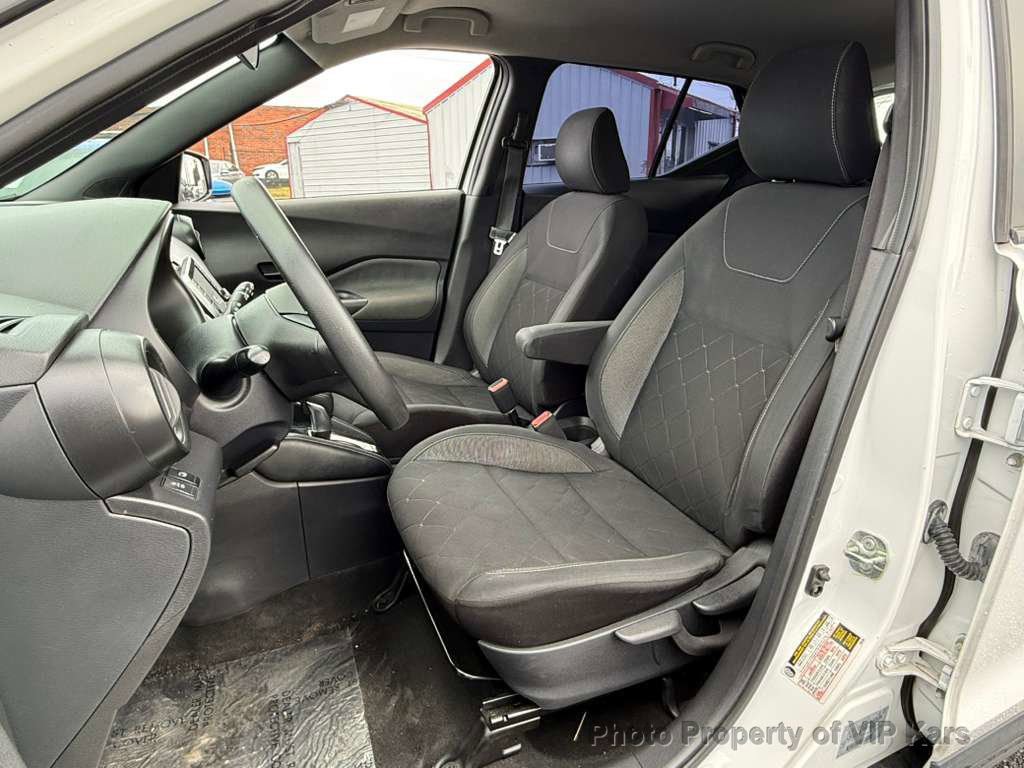 Used 2019 Nissan Kicks S FWD image 15