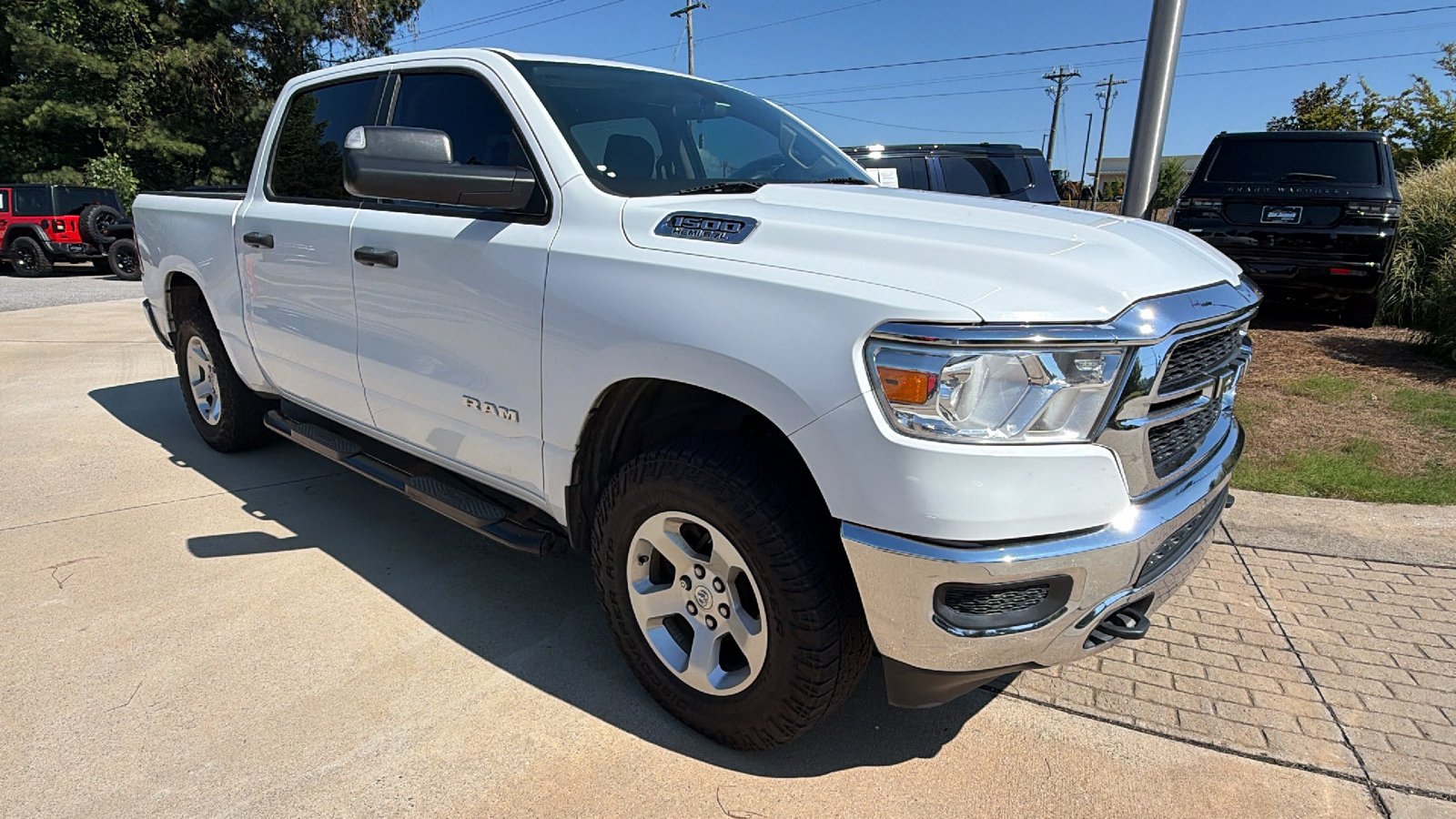 Used 2019 RAM 1500 Tradesman AWD/4WD image 5