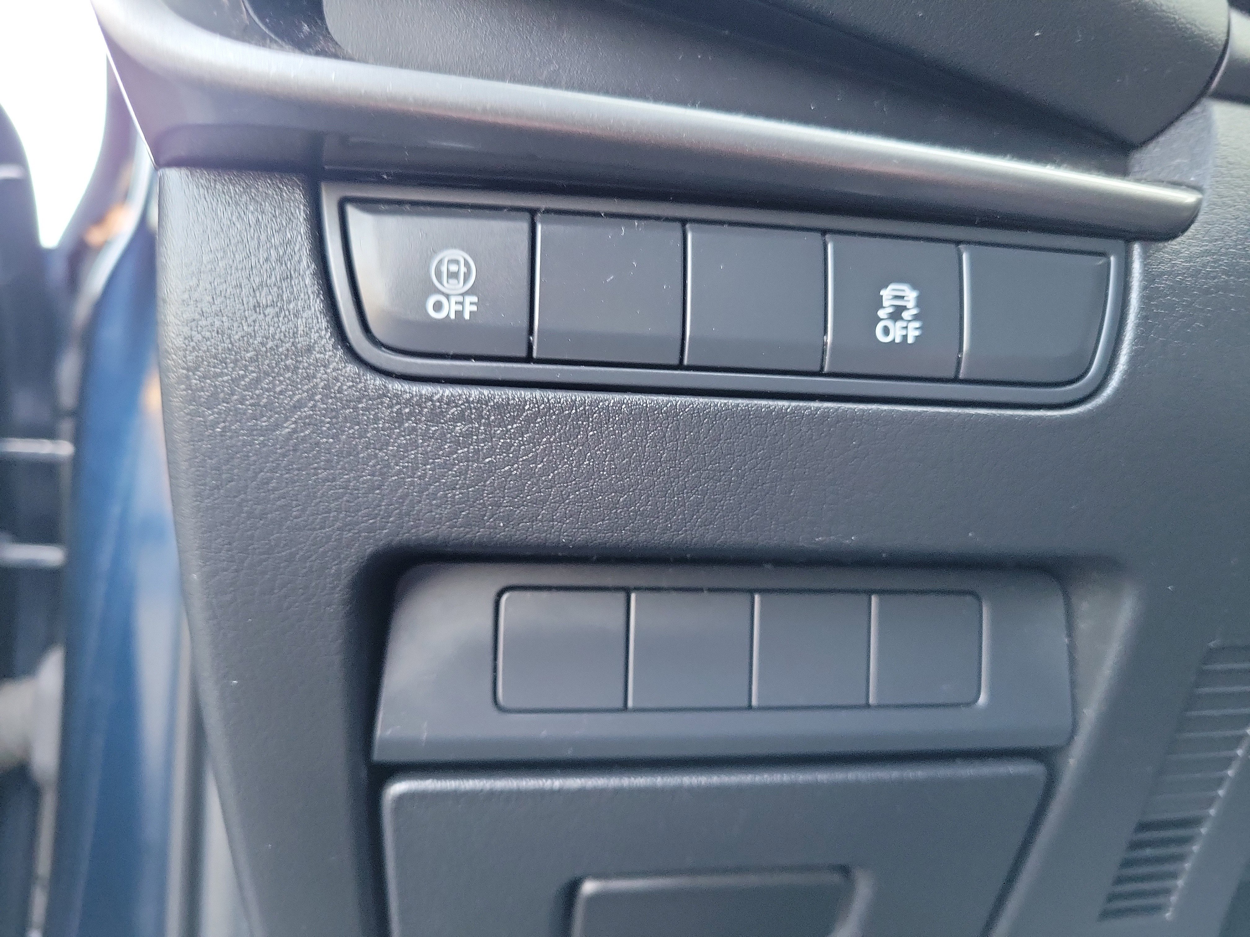 Used 2021 MAZDA MAZDA3 s image 16