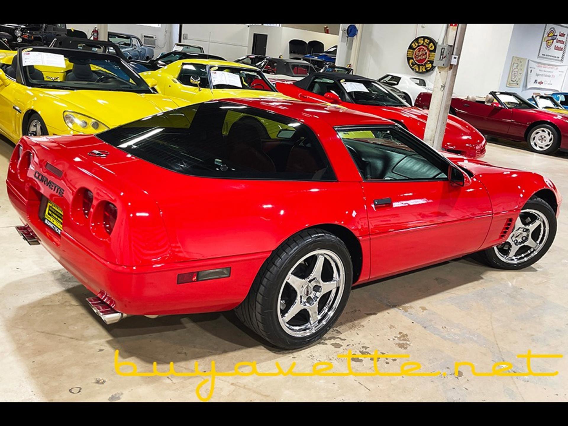 Used 1996 Chevrolet Corvette Coupe video 2