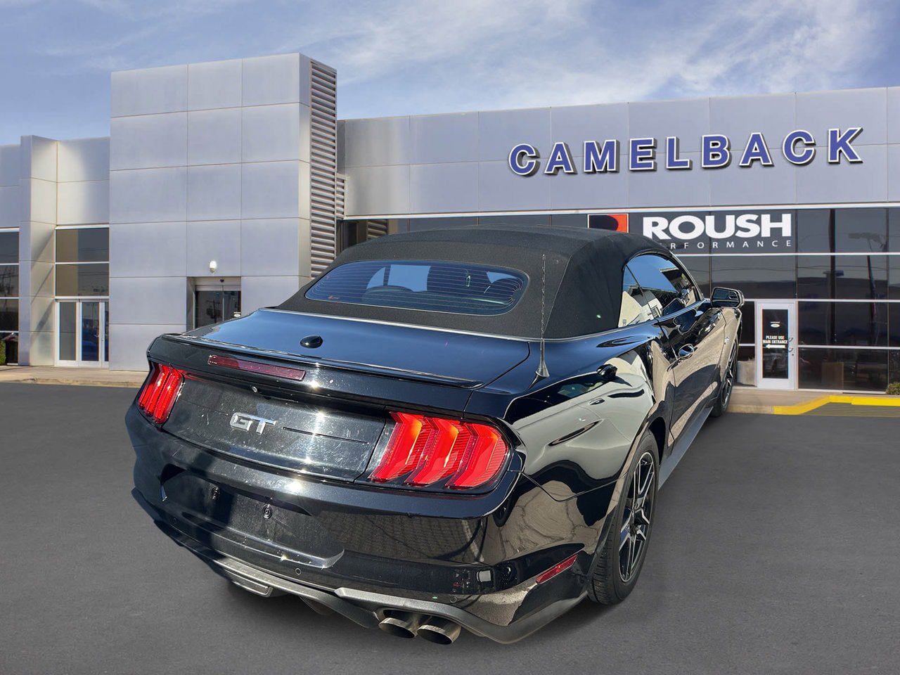Used 2018 Ford Mustang GT Premium RWD image 5