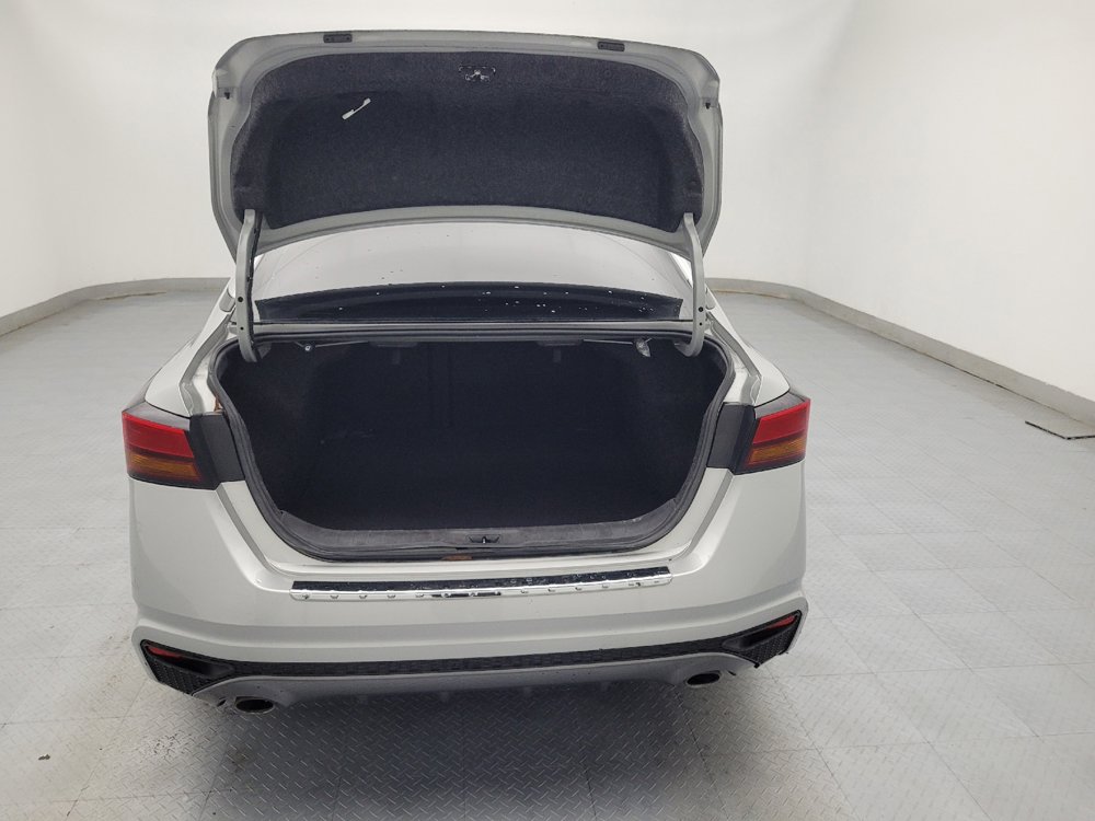 Used 2019 Nissan Altima 2.5 SR w/ SR Premium Package image 29