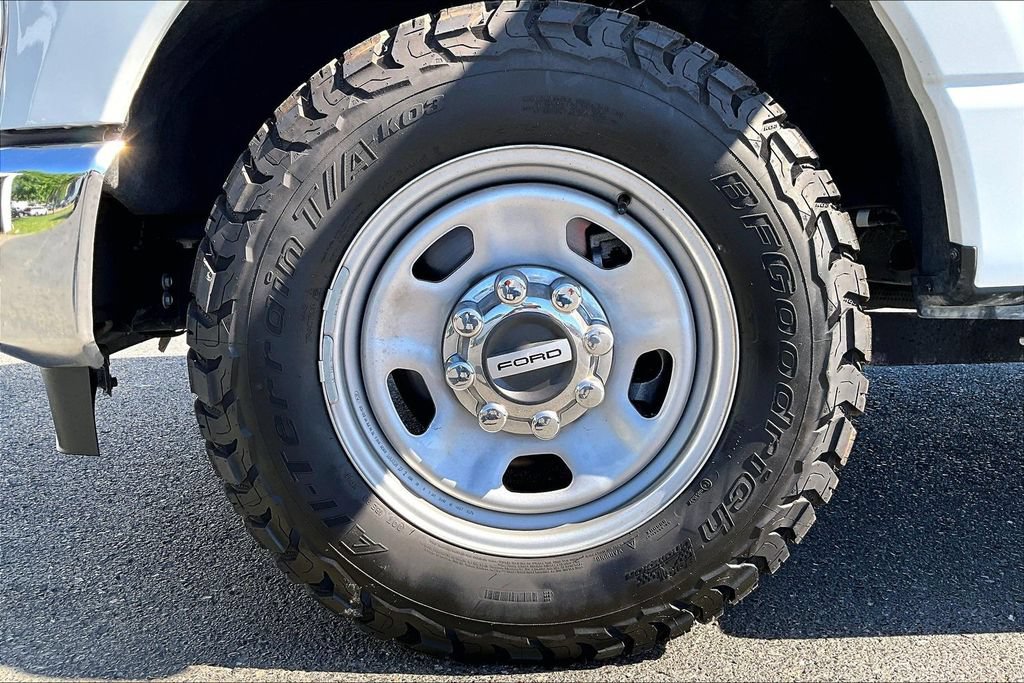 Used 2024 Ford F350 XL w/ XL Chrome Package RWD image 32