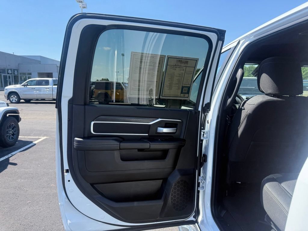 Certified 2025 RAM 2500 Big Horn AWD/4WD image 35