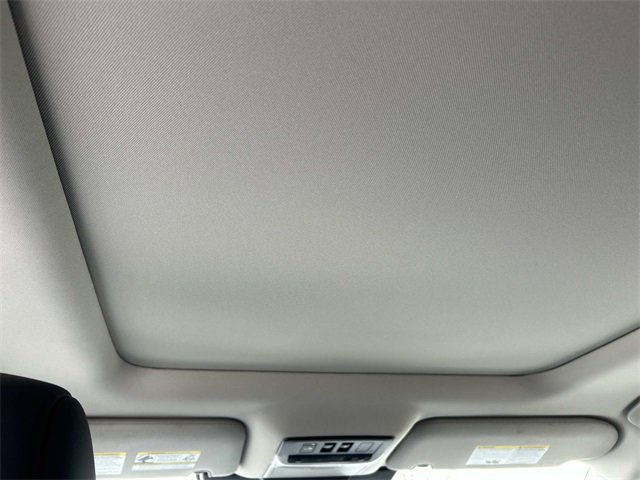 Used 2025 Nissan Pathfinder Platinum w/ Cargo Package image 22