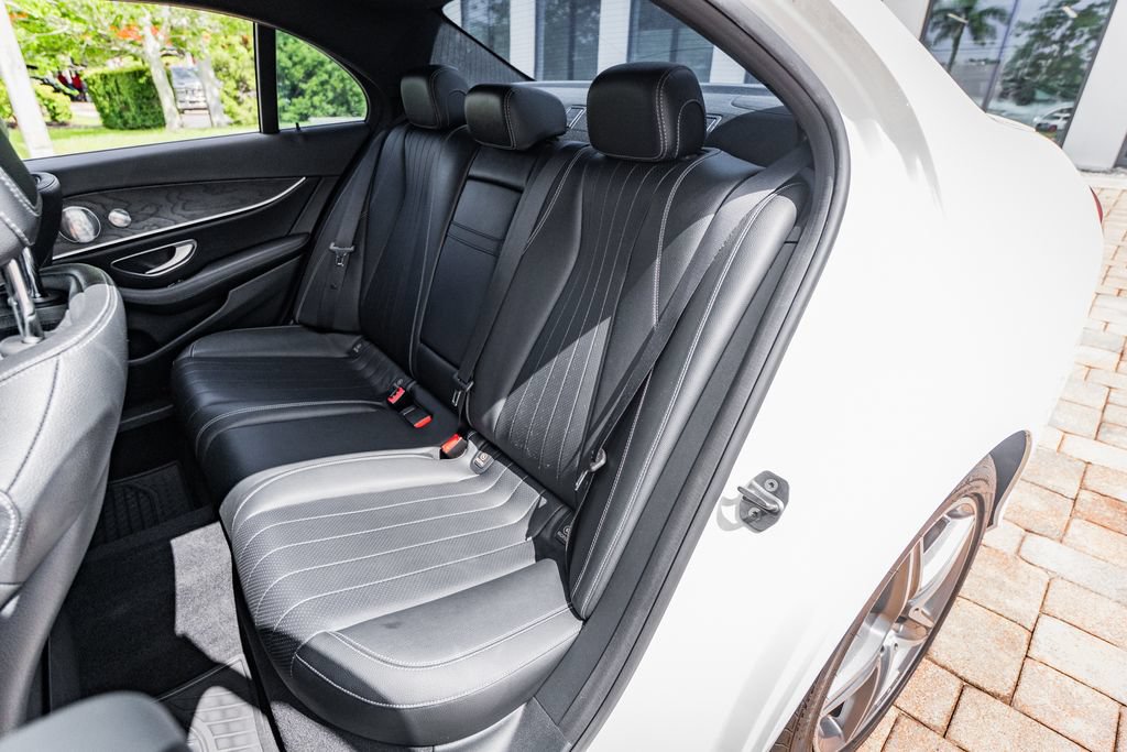 Used 2017 Mercedes-Benz E 300 4MATIC image 35