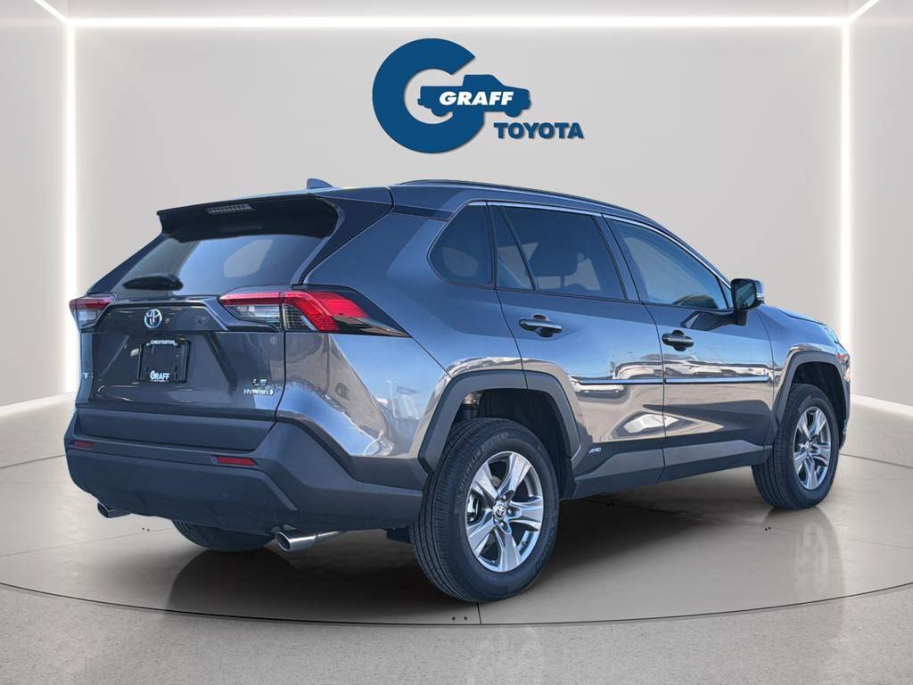 Used 2024 Toyota RAV4 LE AWD/4WD image 16