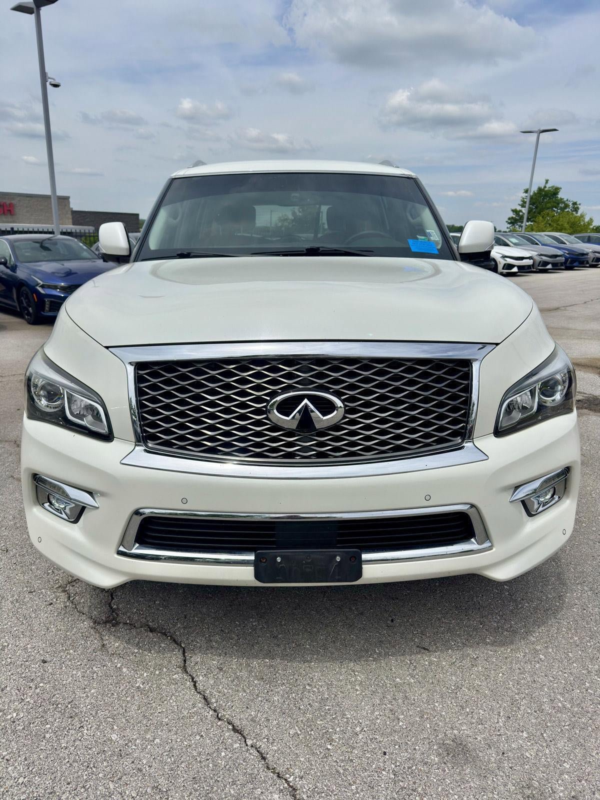 Used 2016 INFINITI QX80 4WD w/ Driver's Assistance Package image 8
