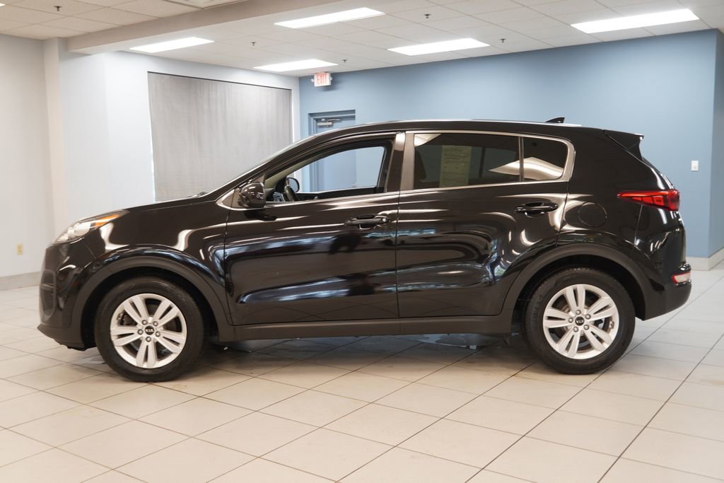 Used 2018 Kia Sportage LX FWD image 2