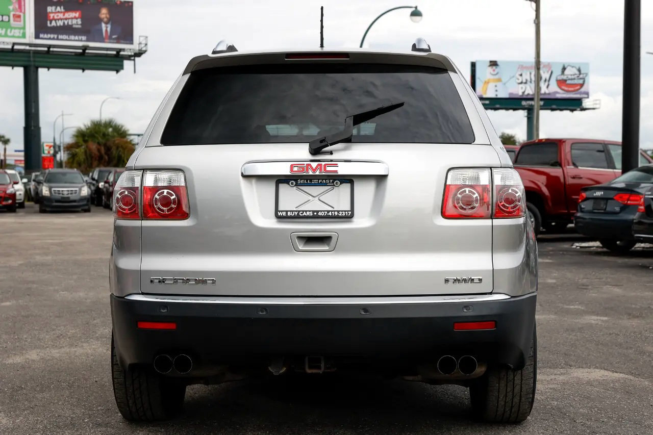 Used 2007 GMC Acadia SLE w/ Convenience Package image 7