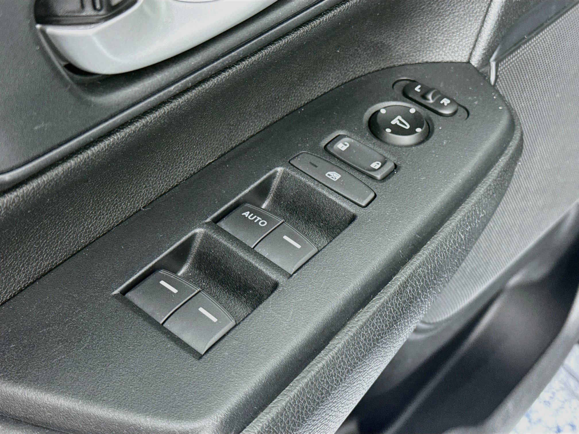Certified 2019 Honda CR-V LX image 17