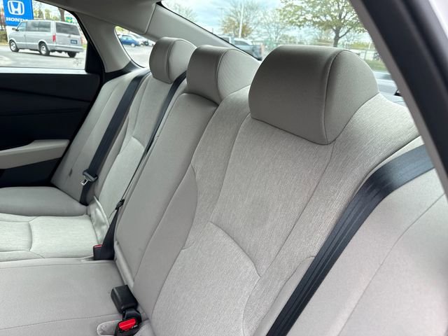 Certified 2025 Honda Accord LX image 18