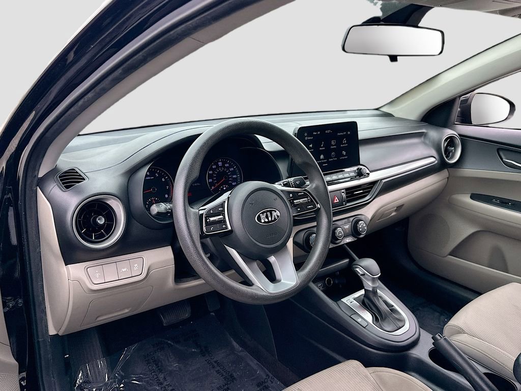 Used 2020 Kia Forte LXS image 9