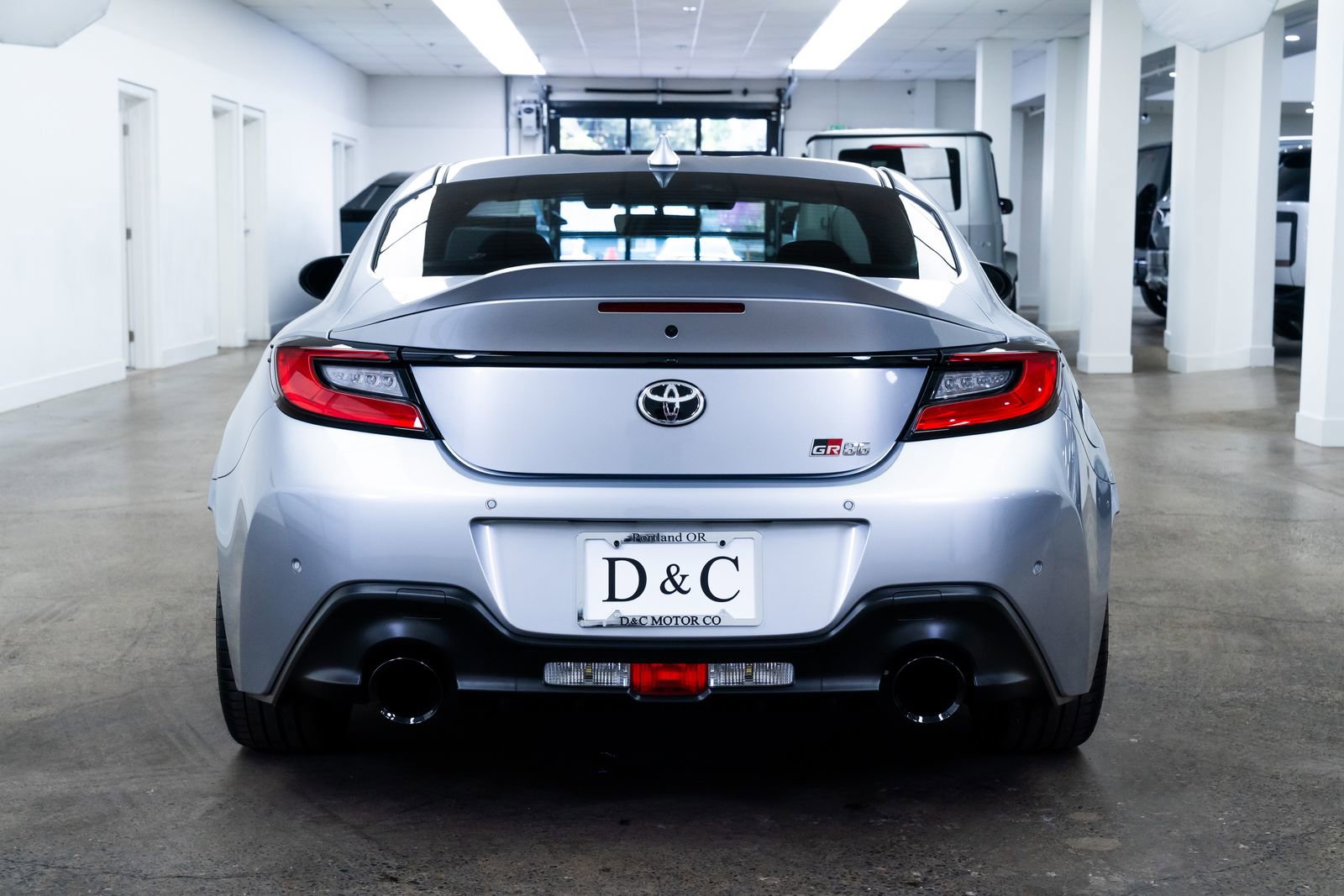 Used 2024 Toyota GR86 Premium RWD image 5