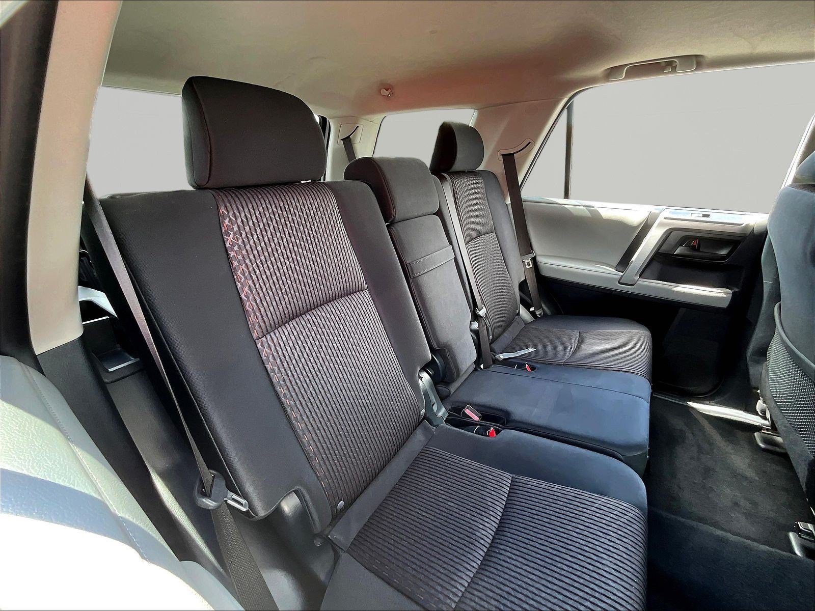 Used 2013 Toyota 4Runner SR5 AWD/4WD image 25