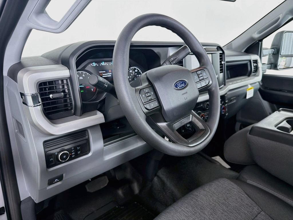New 2027 Ford F350 XL w/ XL Driver Assist Package AWD/4WD image 9