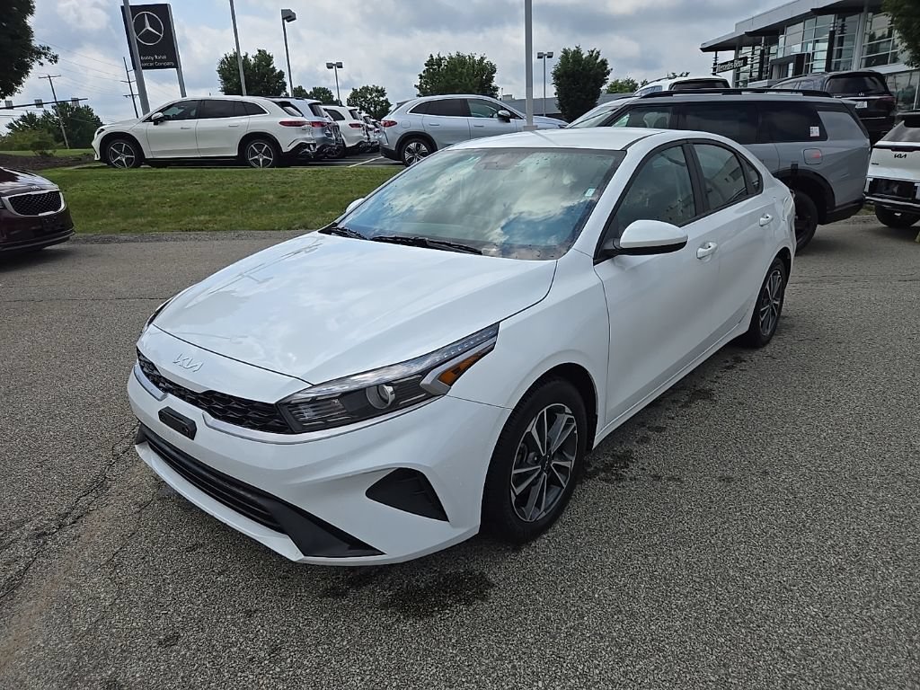 Certified 2024 Kia Forte LXS FWD image 9