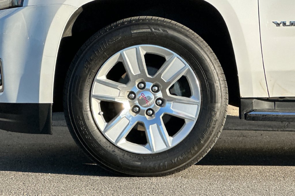 Used 2019 GMC Yukon SLT AWD/4WD image 30