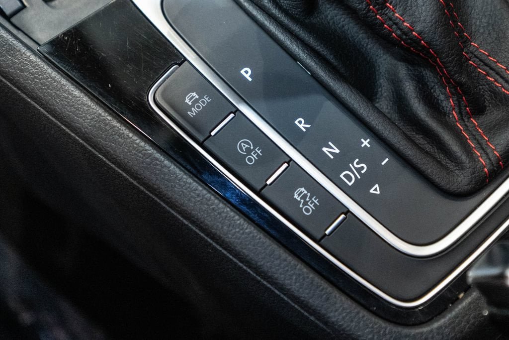 Used 2020 Volkswagen GTI S FWD image 26