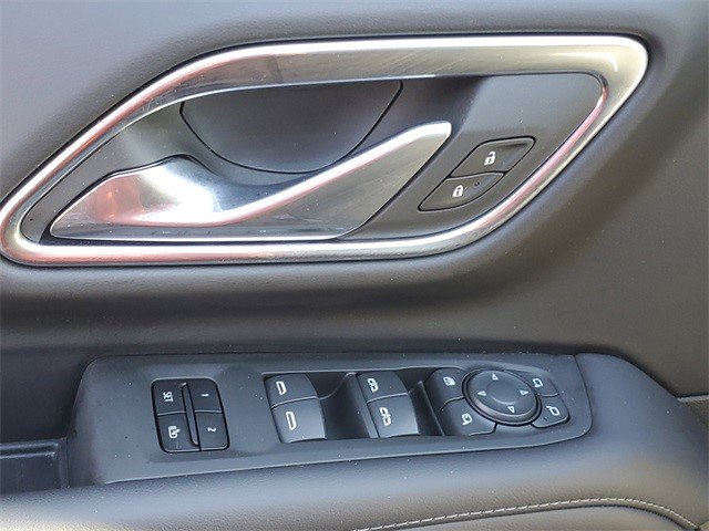 Certified 2023 Chevrolet Suburban Z71 w/ Luxury Package image 17